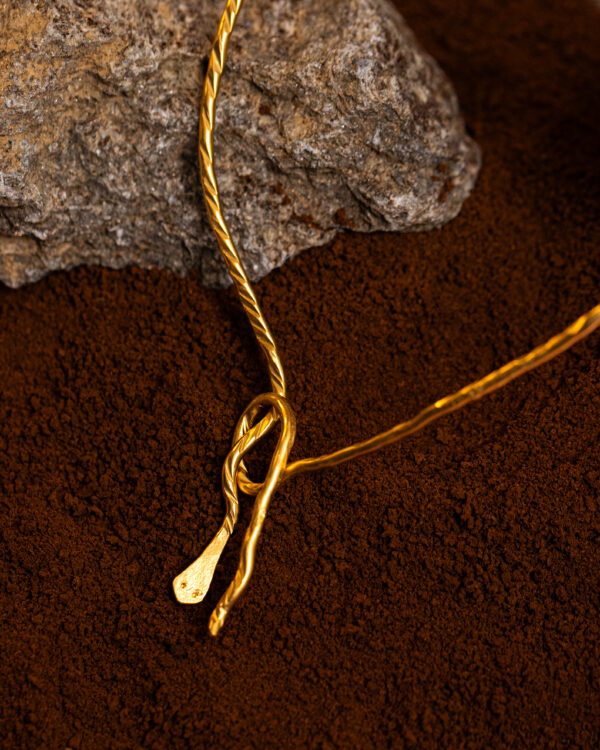collana serpe della collezione Marte Design di Marte Gioielli